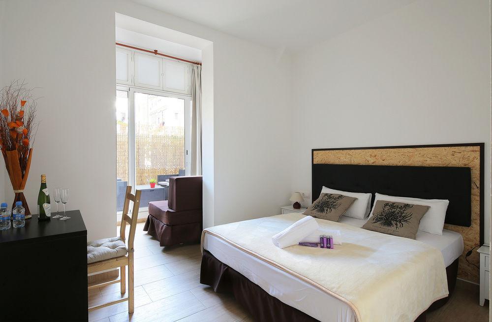 Hostal Balkonis Barcelona Exterior photo